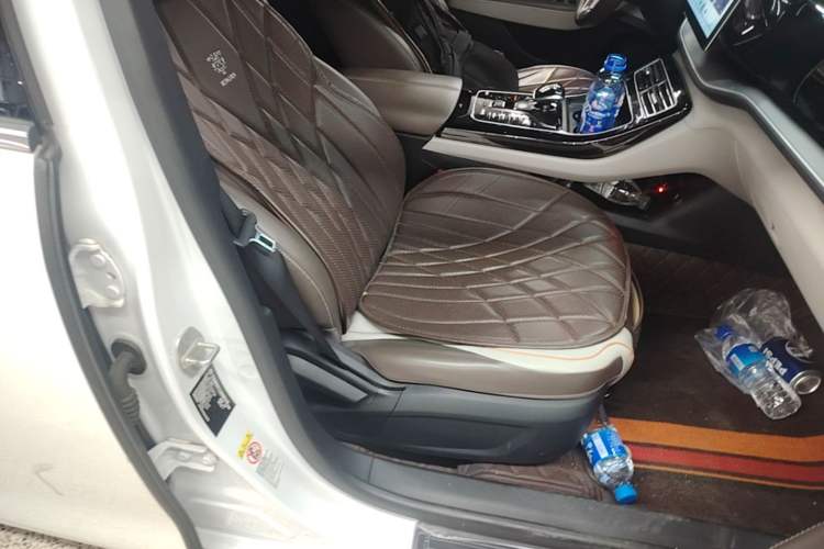 Used BYD Qin PLUS 2024 Honor Edition EV 510KM Leading Model Right Front Seat