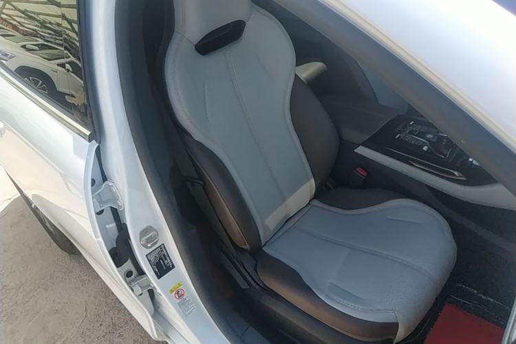 Used BYD Qin PLUS 2024 HONOR Edition DM-i 55KM Leading Model Right Front Seat