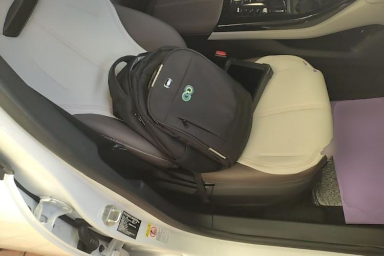Used BYD Qin PLUS 2024 HONOR Edition DM-i 55KM Leading Model Right Front Seat