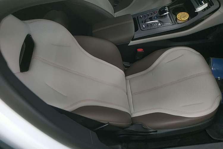 Used BYD Qin PLUS 2024 HONOR Edition DM-i 55KM Leading Model Right Front Seat