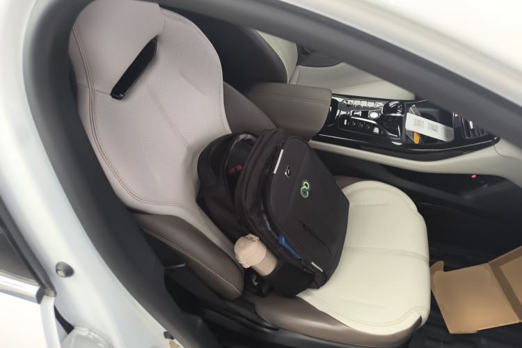 Used BYD Qin PLUS 2024 HONOR Edition DM-i 55KM Leading Model Right Front Seat