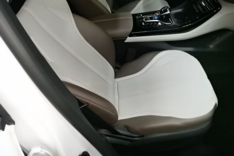 Used BYD Qin PLUS 2024 HONOR Edition DM-i 55KM Leading Model Right Front Seat