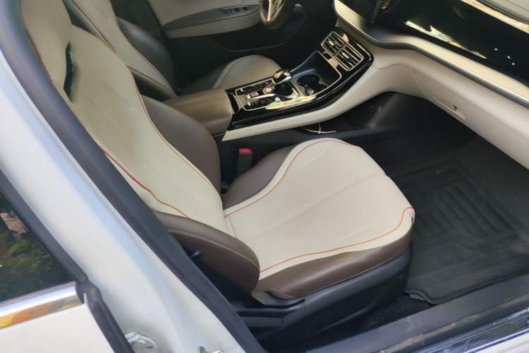 Used BYD Qin PLUS 2024 Honor Edition EV 510KM Leading Model Right Front Seat
