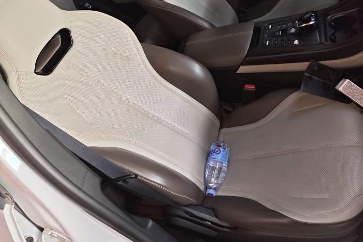Used BYD Qin PLUS 2024 HONOR Edition DM-i 55KM Leading Model Right Front Seat