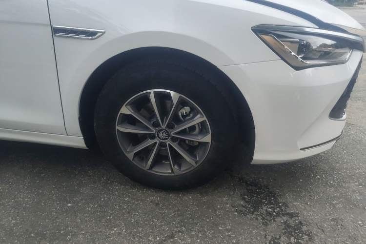 Used BYD Qin PLUS 2024 HONOR Edition DM-i 55KM Leading Model Right Front Wheel Hub