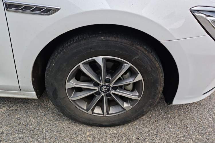 Used BYD Qin PLUS 2024 HONOR Edition DM-i 55KM Leading Model Right Front Wheel Hub