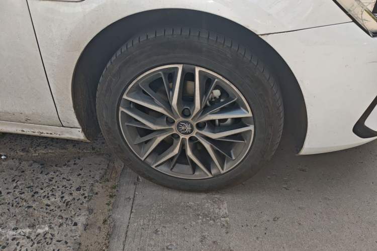 Used BYD Qin PLUS 2024 Honor Edition EV 510KM Leading Model Right Front Wheel Hub