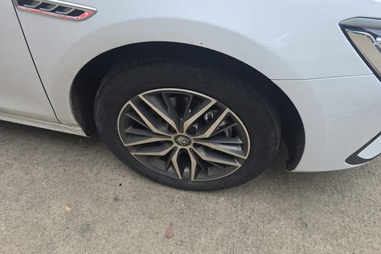 Used BYD Qin PLUS 2024 Honor Edition EV 510KM Leading Model Right Front Wheel Hub