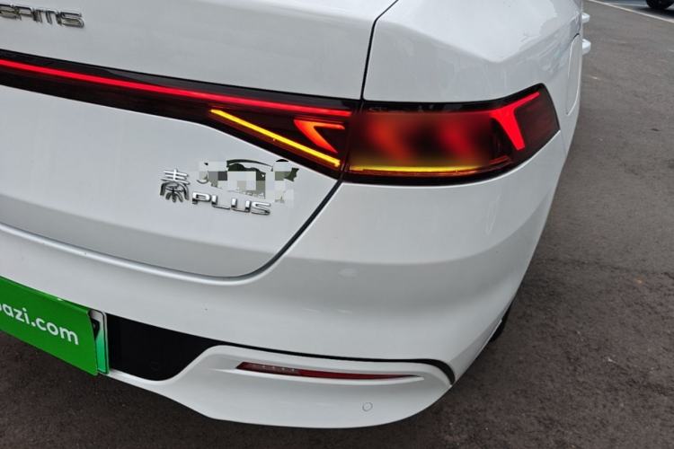 Used BYD Qin PLUS 2024 HONOR Edition DM-i 55KM Beyond Model Right Rear Taillight