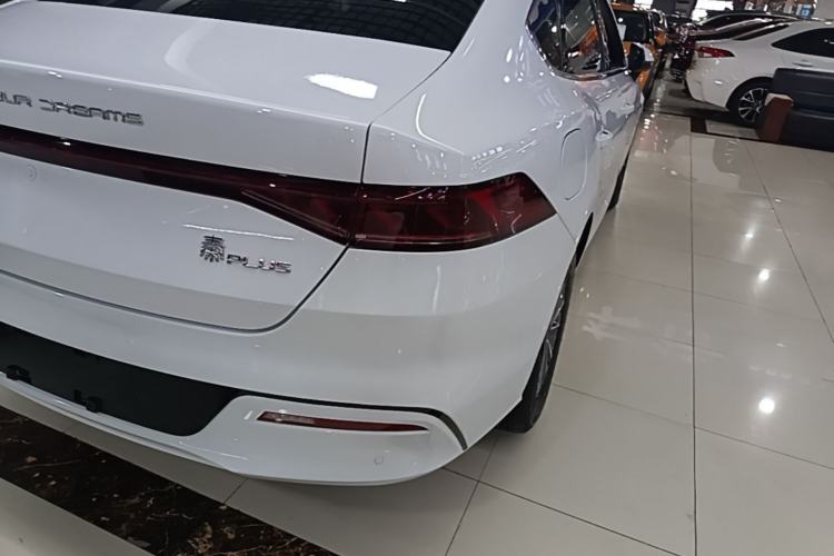 Used BYD Qin PLUS 2024 HONOR Edition DM-i 55KM Leading Model Right Rear Taillight