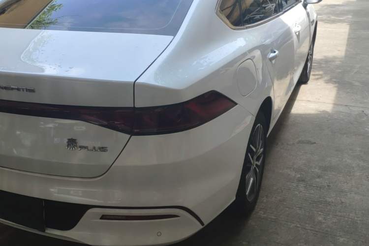 Used BYD Qin PLUS 2024 Honor Edition EV 420KM Beyond Model Right Rear Taillight