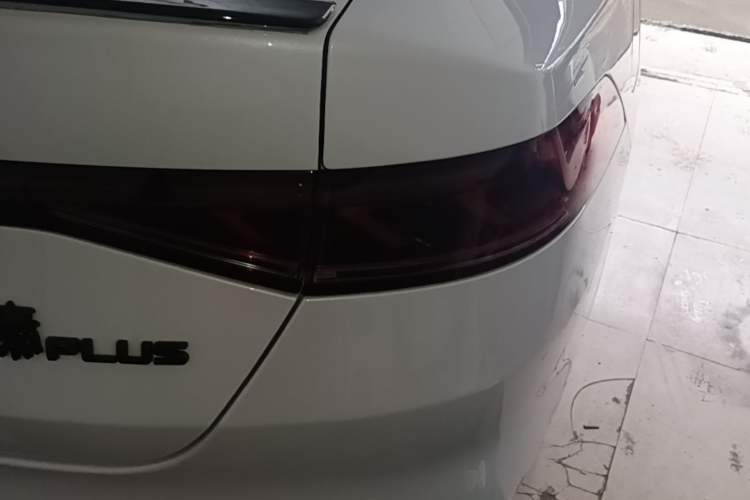 Used BYD Qin PLUS 2024 HONOR Edition DM-i 55KM Leading Model Right Rear Taillight