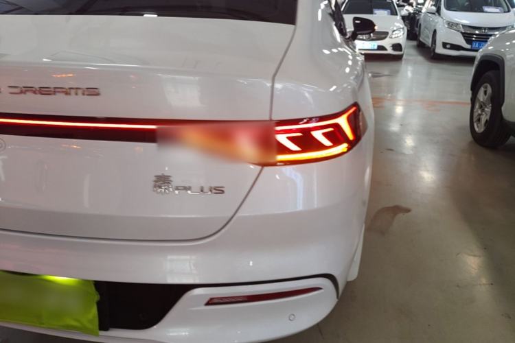 Used BYD Qin PLUS 2024 HONOR Edition DM-i 55KM Leading Model Right Rear Taillight