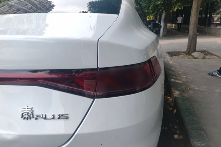 Used BYD Qin PLUS 2024 Honor Edition EV 420KM Leading Model Right Rear Taillight
