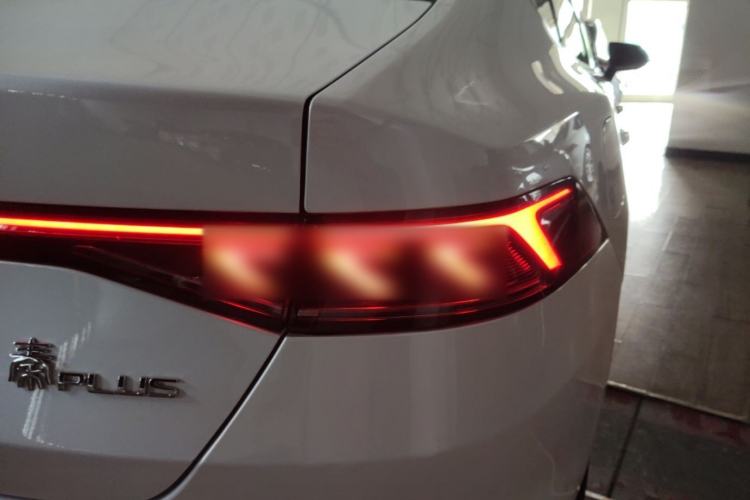 Used BYD Qin PLUS 2024 HONOR Edition DM-i 55KM Leading Model Right Rear Taillight