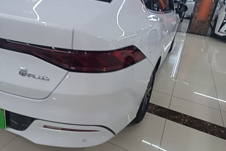 Used BYD Qin PLUS 2024 HONOR Edition DM-i 55KM Leading Model Right Rear Taillight