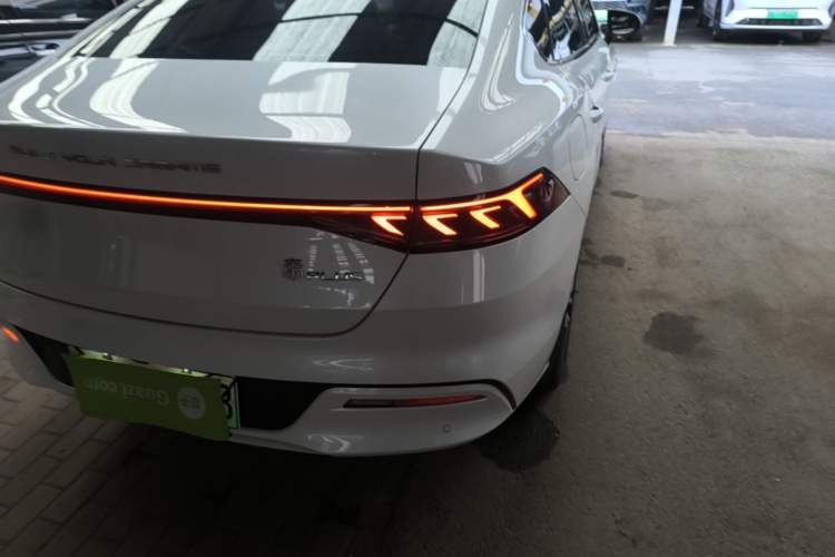 Used BYD Qin PLUS 2024 HONOR Edition DM-i 120KM Leading Model Right Rear Taillight