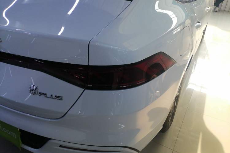 Used BYD Qin PLUS 2024 HONOR Edition DM-i 55KM Leading Model Right Rear Taillight