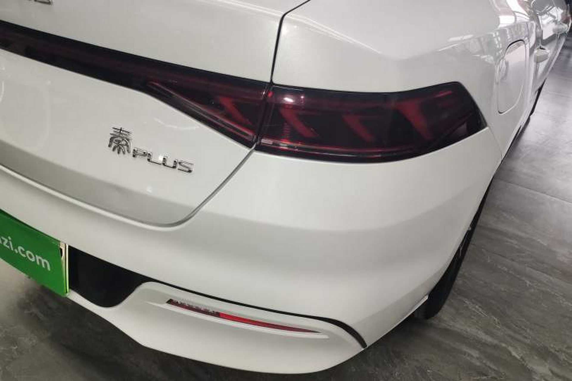 Used BYD Qin PLUS 2024 HONOR Edition DM-i 55KM Leading Model Right Rear Taillight