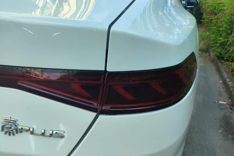 Used BYD Qin PLUS 2024 Honor Edition EV 510KM Leading Model Right Rear Taillight