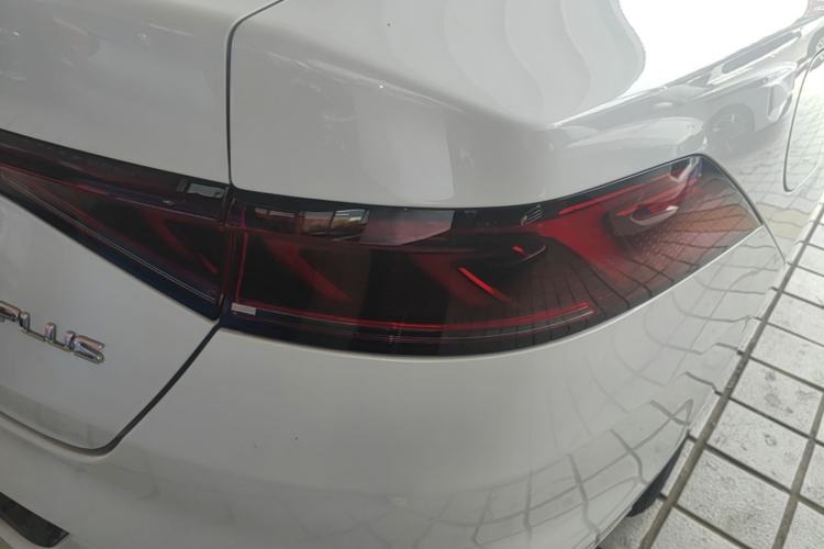 Used BYD Qin PLUS 2024 HONOR Edition DM-i 55KM Leading Model Right Rear Taillight