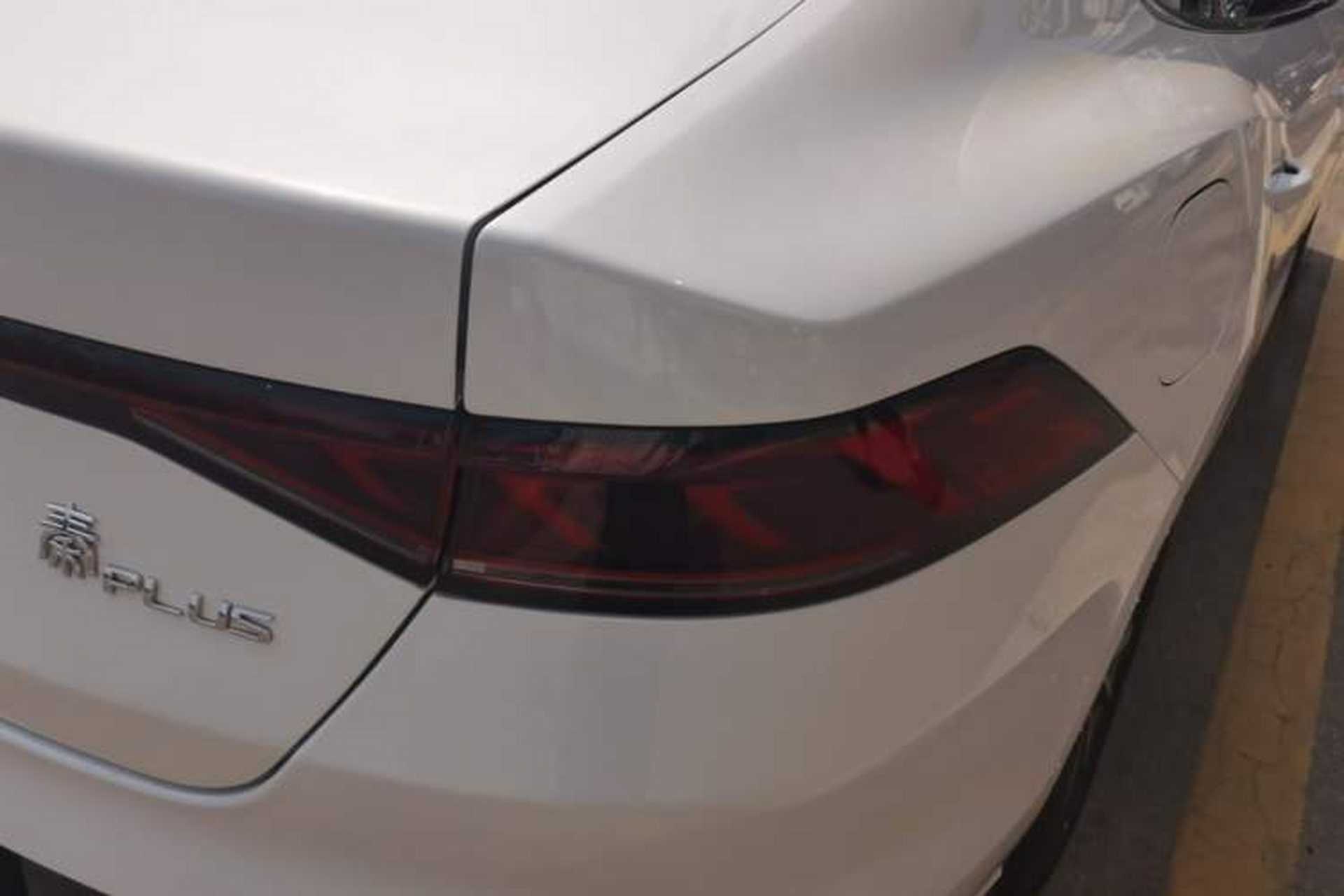 Used BYD Qin PLUS 2024 HONOR Edition DM-i 55KM Leading Model Right Rear Taillight