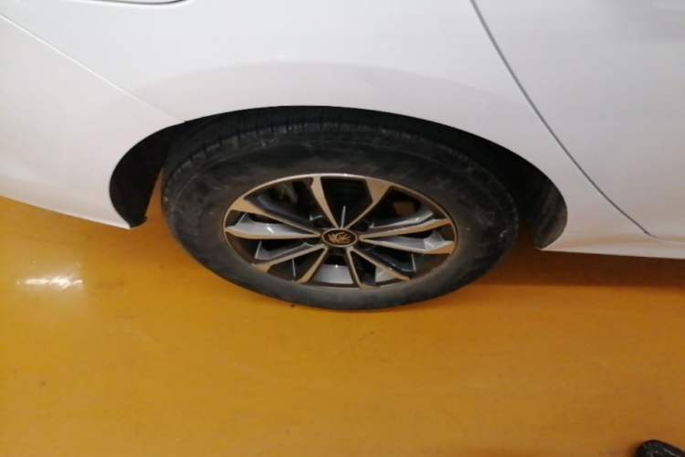 Used BYD Qin PLUS 2024 HONOR Edition DM-i 55KM Leading Model Right Rear Wheel Hub