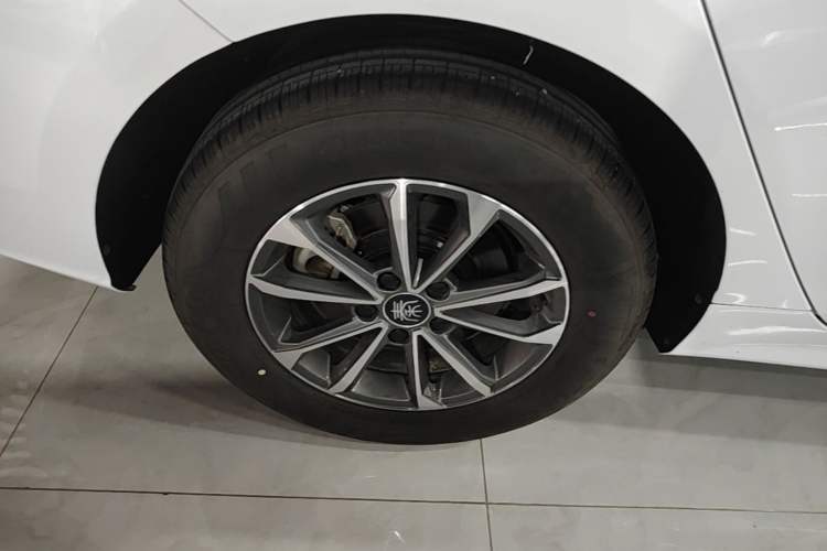 Used BYD Qin PLUS 2024 HONOR Edition DM-i 55KM Leading Model Right Rear Wheel Hub
