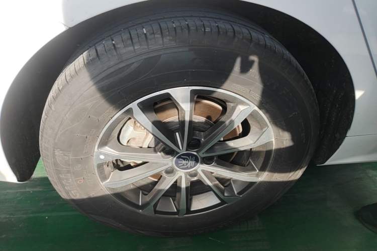 Used BYD Qin PLUS 2024 HONOR Edition DM-i 55KM Leading Model Right Rear Wheel Hub