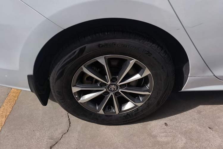 Used BYD Qin PLUS 2024 HONOR Edition DM-i 55KM Leading Model Right Rear Wheel Hub
