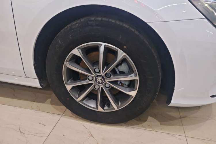 Used BYD Qin PLUS 2024 HONOR Edition DM-i 55KM Leading Model Right Rear Wheel Hub