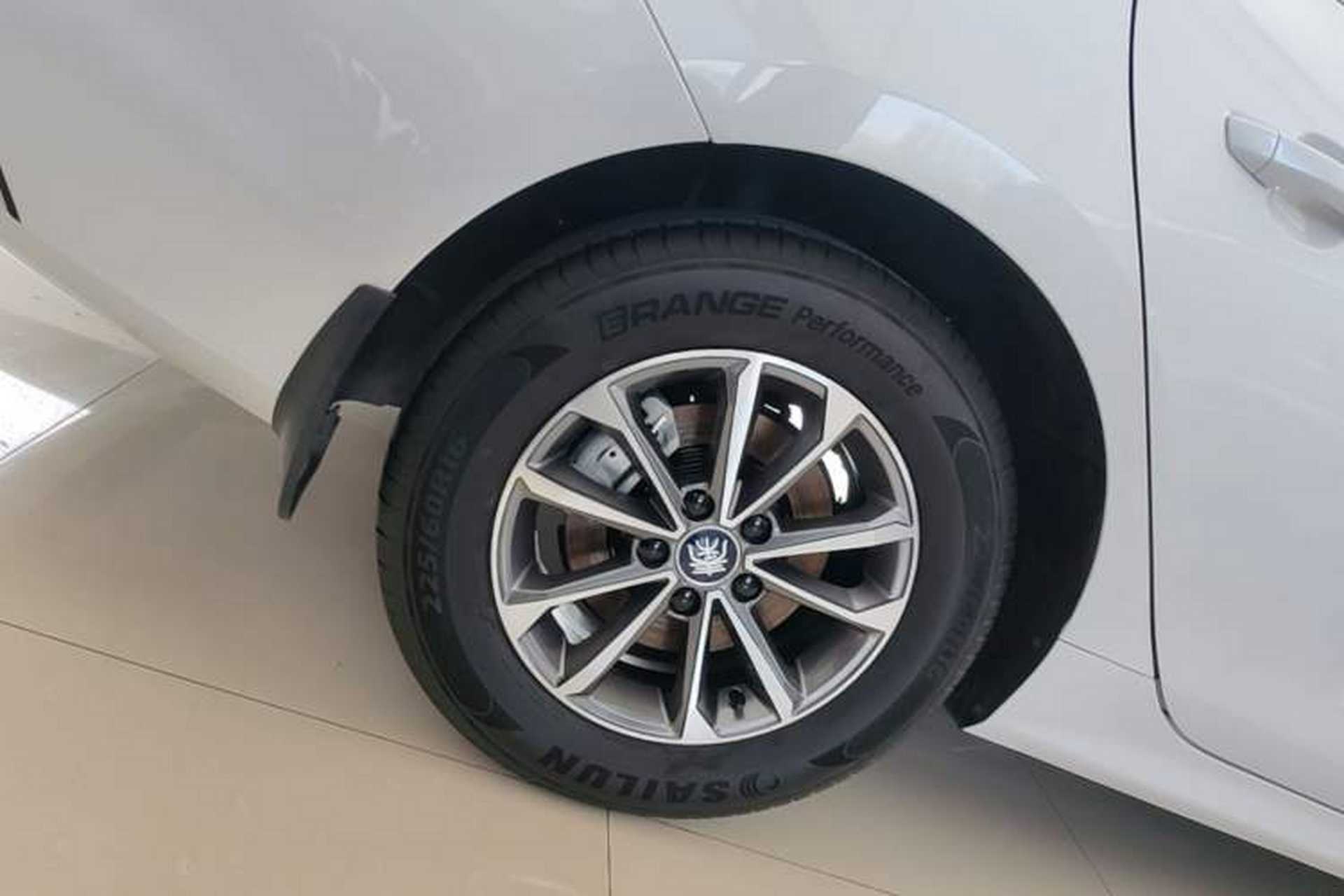 Used BYD Qin PLUS 2024 HONOR Edition DM-i 55KM Leading Model Right Rear Wheel Hub