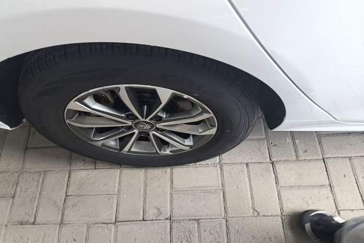 Used BYD Qin PLUS 2024 HONOR Edition DM-i 55KM Leading Model Right Rear Wheel Hub
