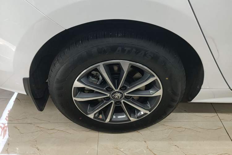 Used BYD Qin PLUS 2024 HONOR Edition DM-i 55KM Leading Model Right Rear Wheel Hub