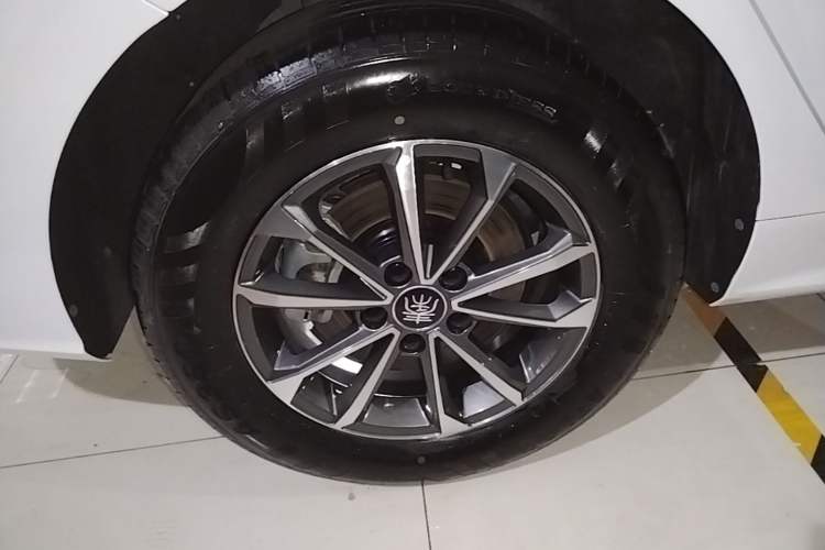 Used BYD Qin PLUS 2024 HONOR Edition DM-i 55KM Leading Model Right Rear Wheel Hub