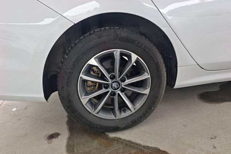 Used BYD Qin PLUS 2024 HONOR Edition DM-i 55KM Leading Model Right Rear Wheel Hub