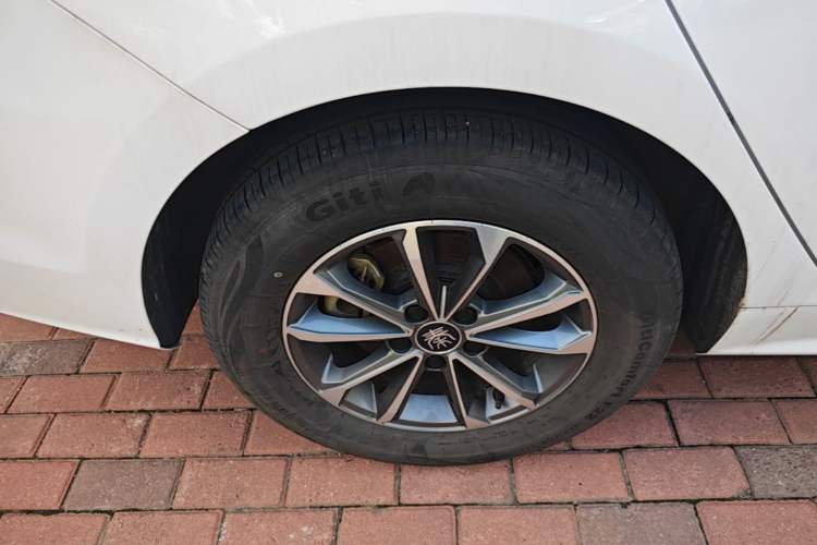 Used BYD Qin PLUS 2024 HONOR Edition DM-i 55KM Leading Model Right Rear Wheel Hub