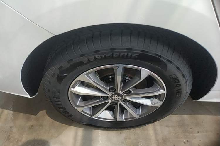 Used BYD Qin PLUS 2024 HONOR Edition DM-i 55KM Leading Model Right Rear Wheel Hub