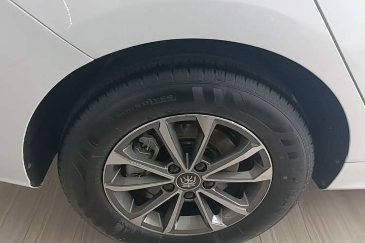Used BYD Qin PLUS 2024 HONOR Edition DM-i 55KM Leading Model Right Rear Wheel Hub