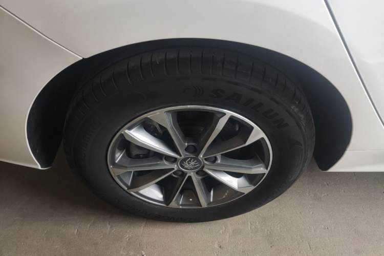 Used BYD Qin PLUS 2024 HONOR Edition DM-i 55KM Leading Model Right Rear Wheel Hub