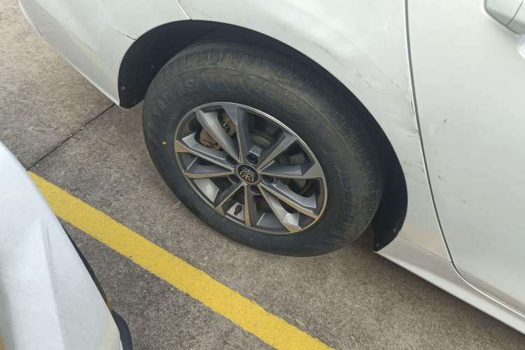Used BYD Qin PLUS 2024 HONOR Edition DM-i 55KM Leading Model Right Rear Wheel Hub
