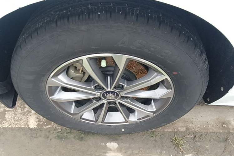 Used BYD Qin PLUS 2024 HONOR Edition DM-i 55KM Leading Model Right Rear Wheel Hub