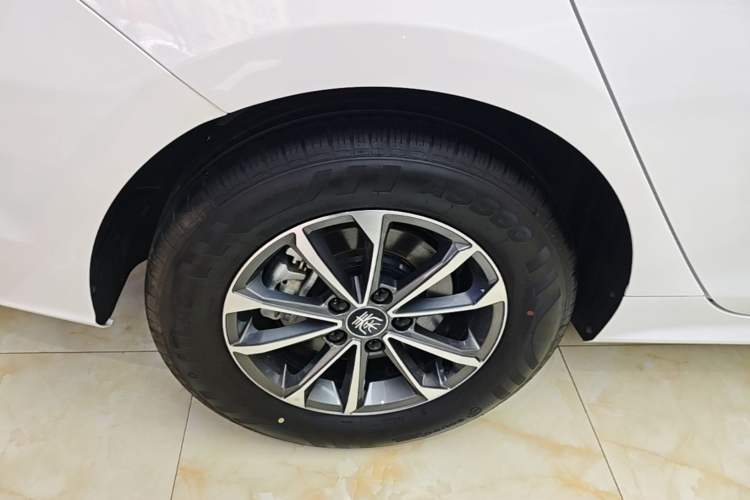 Used BYD Qin PLUS 2024 HONOR Edition DM-i 55KM Leading Model Right Rear Wheel Hub