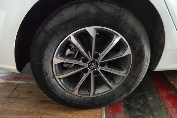 Used BYD Qin PLUS 2024 HONOR Edition DM-i 55KM Leading Model Right Rear Wheel Hub