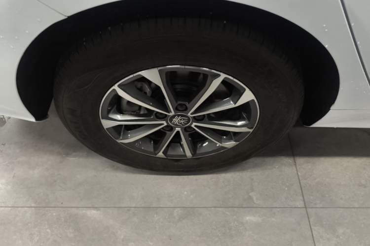 Used BYD Qin PLUS 2024 HONOR Edition DM-i 55KM Leading Model Right Rear Wheel Hub