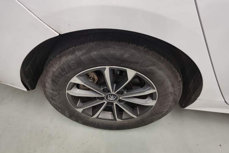 Used BYD Qin PLUS 2024 HONOR Edition DM-i 55KM Leading Model Right Rear Wheel Hub