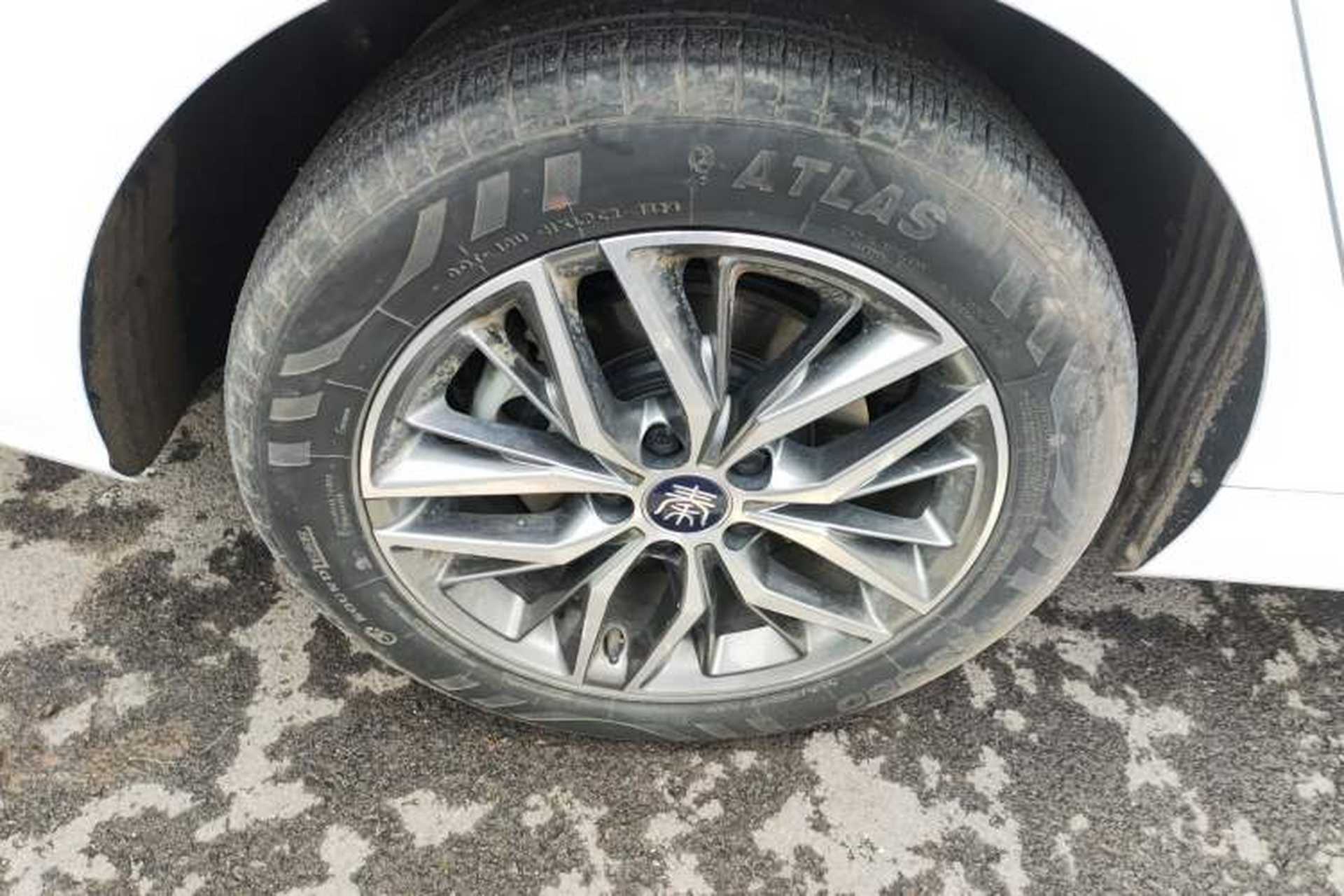 Used BYD Qin PLUS 2024 Honor Edition EV 510KM Beyond Model Right Rear Wheel Hub