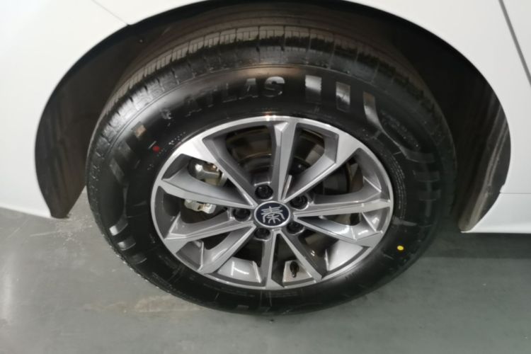 Used BYD Qin PLUS 2024 HONOR Edition DM-i 55KM Leading Model Right Rear Wheel Hub