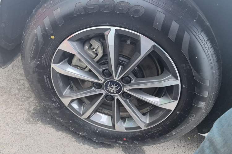 Used BYD Qin PLUS 2024 HONOR Edition DM-i 55KM Leading Model Right Rear Wheel Hub