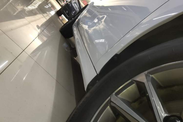Used BYD Qin PLUS 2024 HONOR Edition DM-i 55KM Leading Model Right Side Sill
